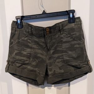 Sanctuary camo shorts